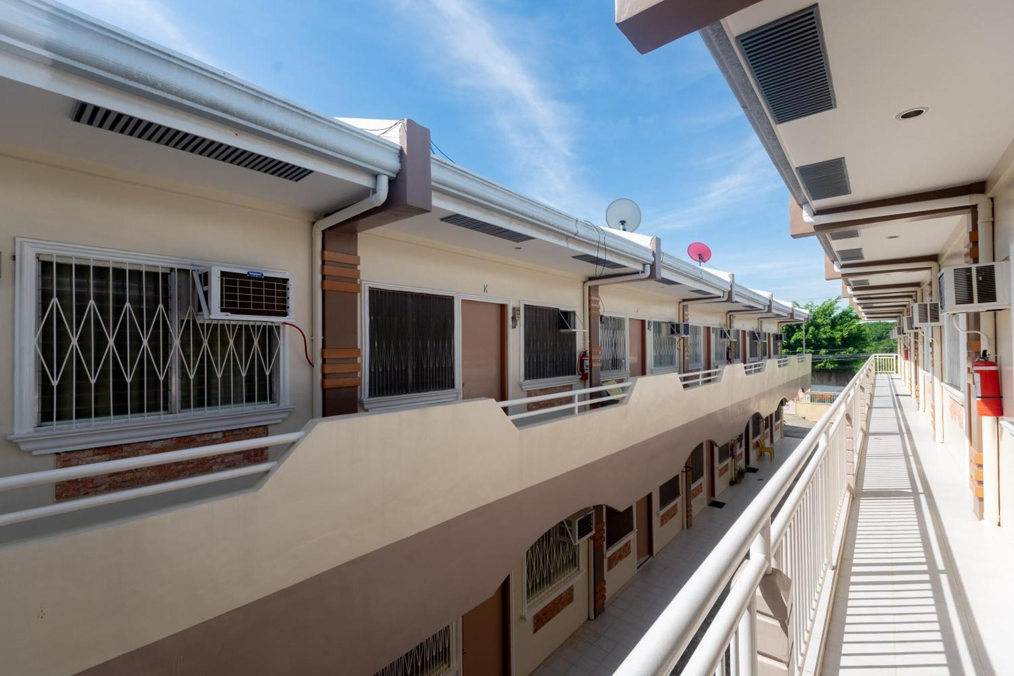 3J'S And K Apartment Lapu-Lapu City Luaran gambar