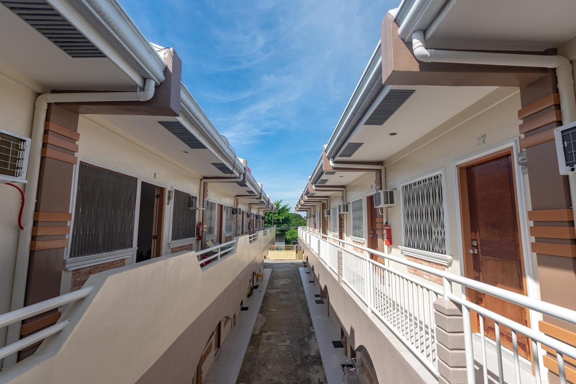 3J'S And K Apartment Lapu-Lapu City Luaran gambar